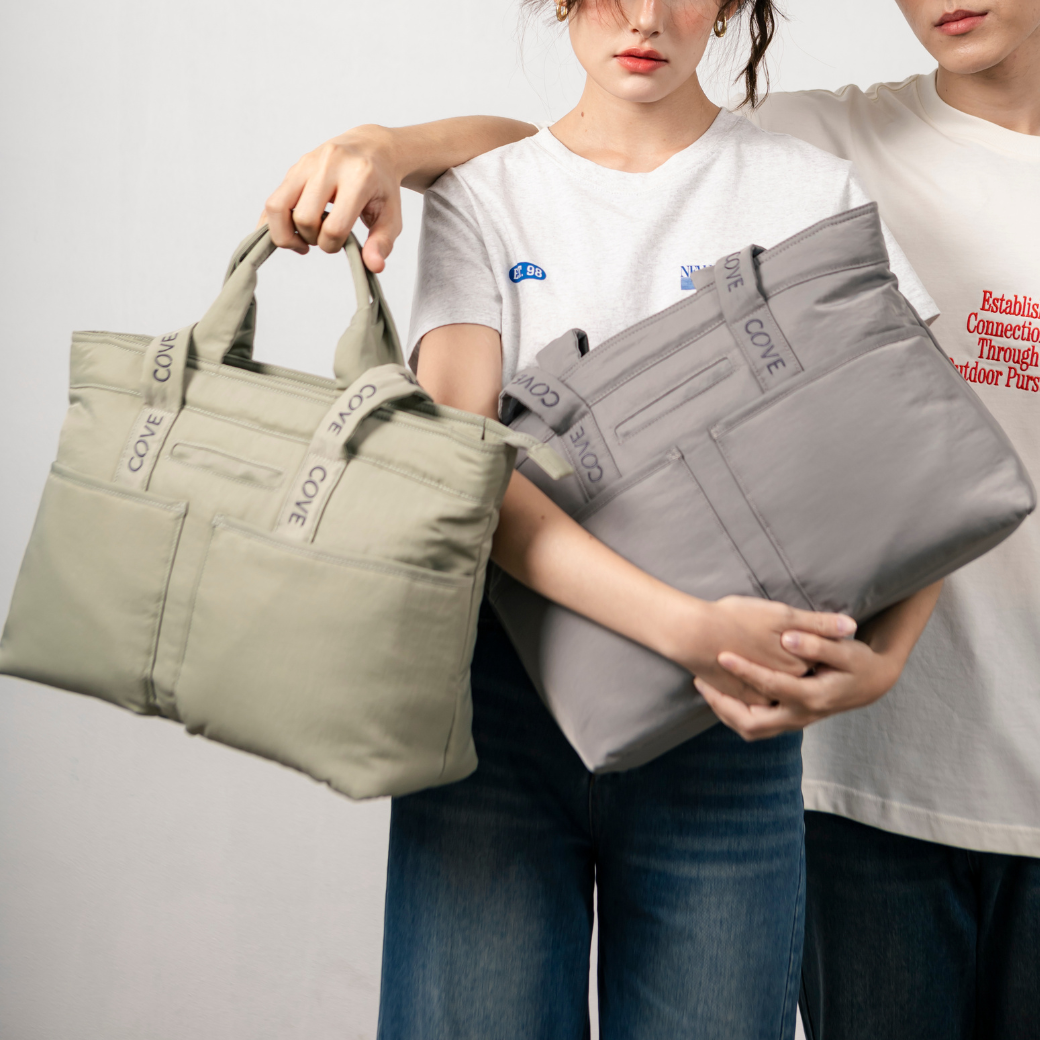 Puffy Daytrip Tote - รองรับ Laptop 15 นิ้ว