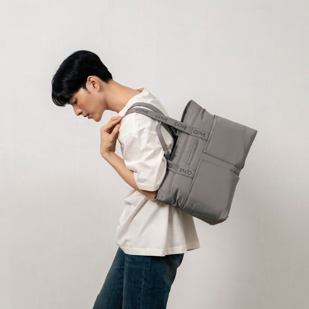 Puffy Daytrip Tote - รองรับ Laptop 15 นิ้ว