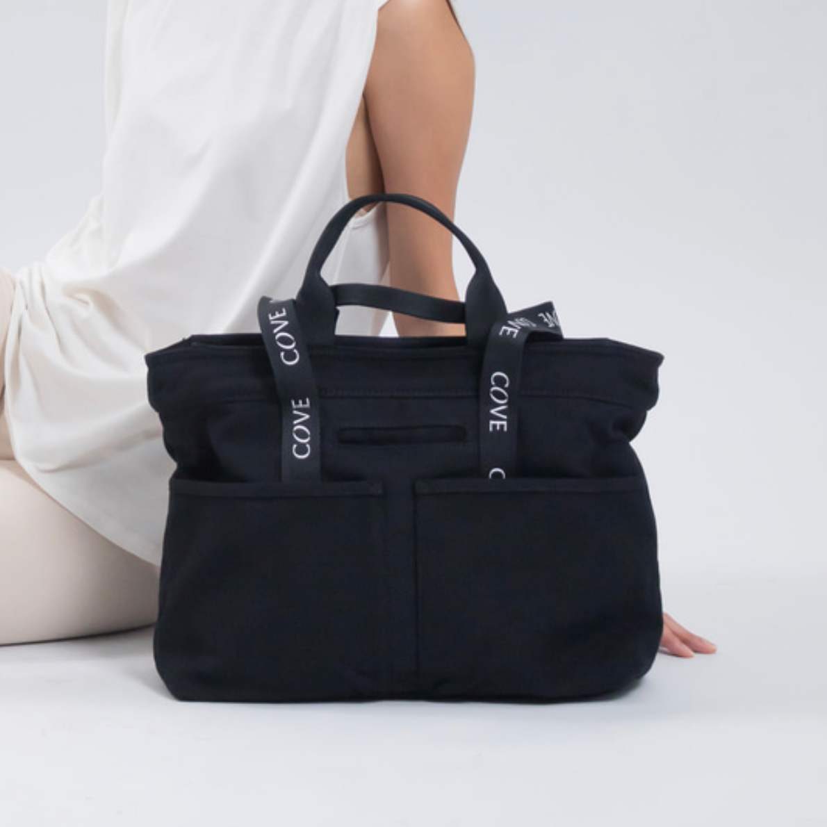 DayTrip Laptop Tote - Medium รองรับ Laptop 13 นิ้ว
